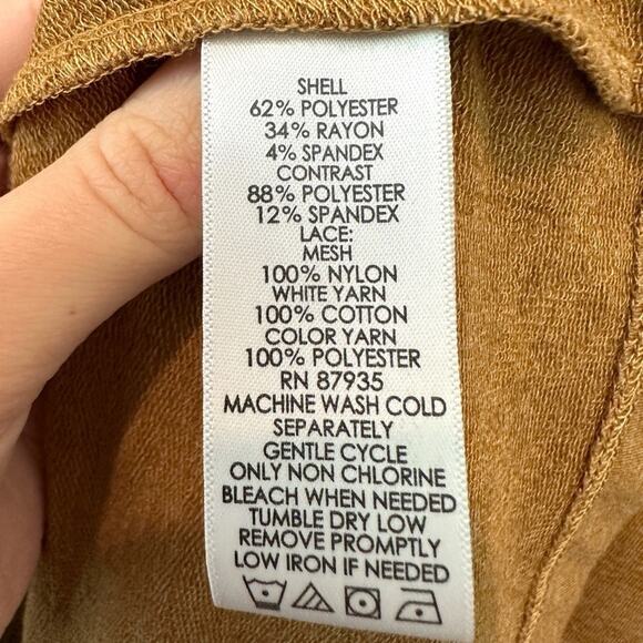 LOGO BY LORI GOLDSTEIN | Mustard V-Neck Tunic Top Lace Hem & Floral Back | XS - Picture 7 of 7